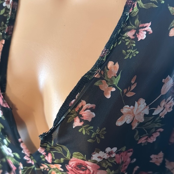 Blue Floral Wrap Blouse with Long Sleeves - Picture 5 of 9